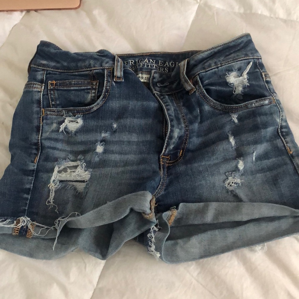dark wash american eagle shorte